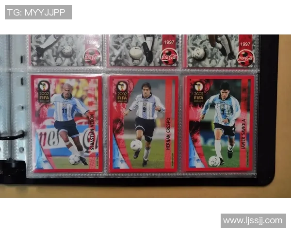 帕尼尼足球球星卡全解析 探秘球迷收藏界的经典之作